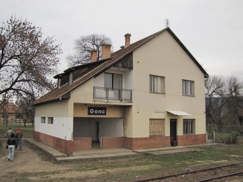 Železničná stanica Gonc