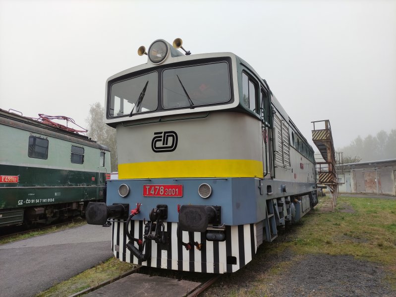 753 001-7