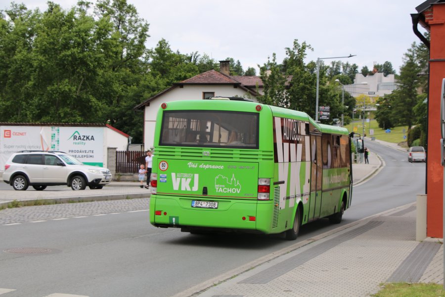 Zelená, bíla loga města Tachov