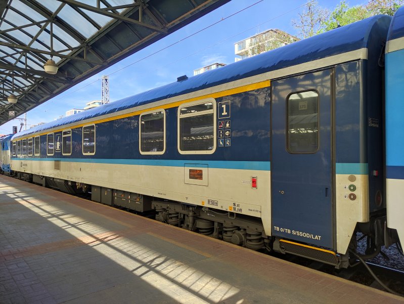 85-71 104-3