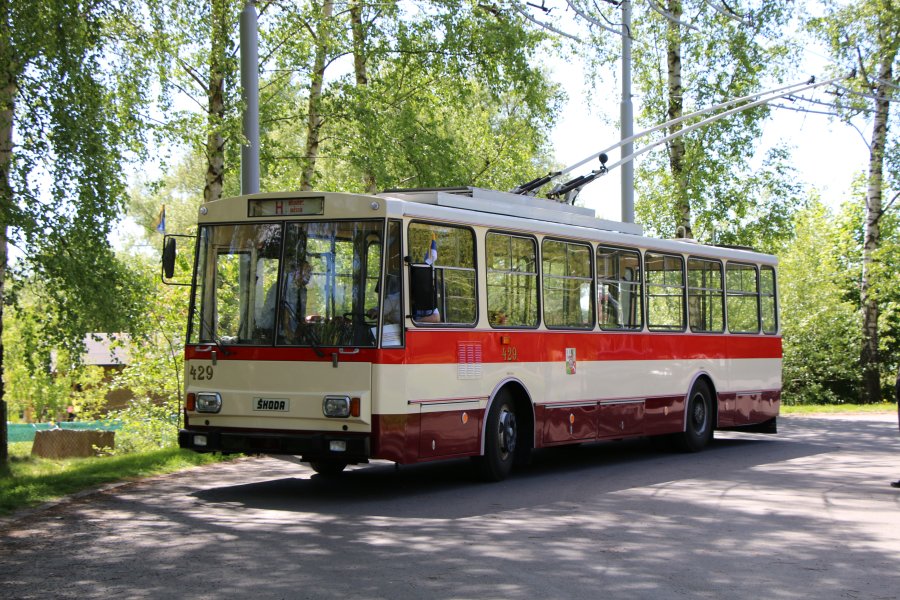 429