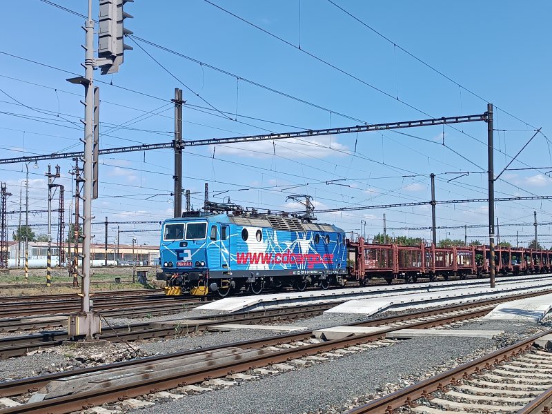 363 015-9