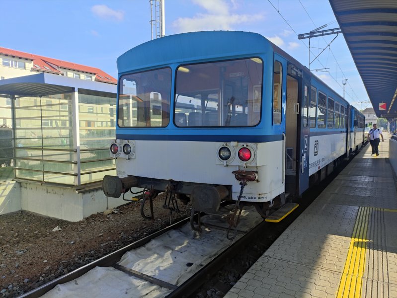 93-29 109-8