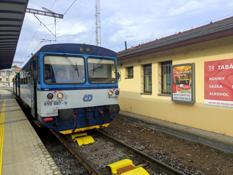 810 487-9