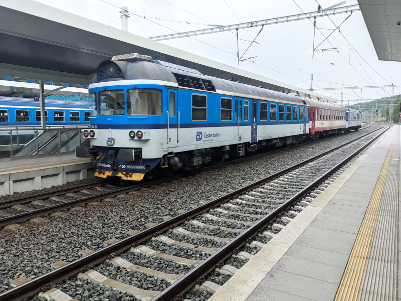 854 004-9
