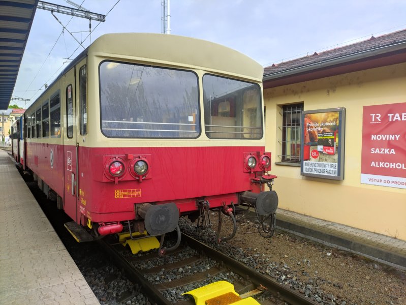 93-29 018-1