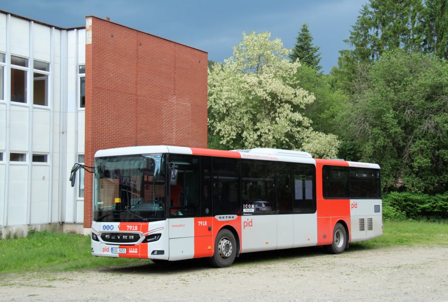 7918