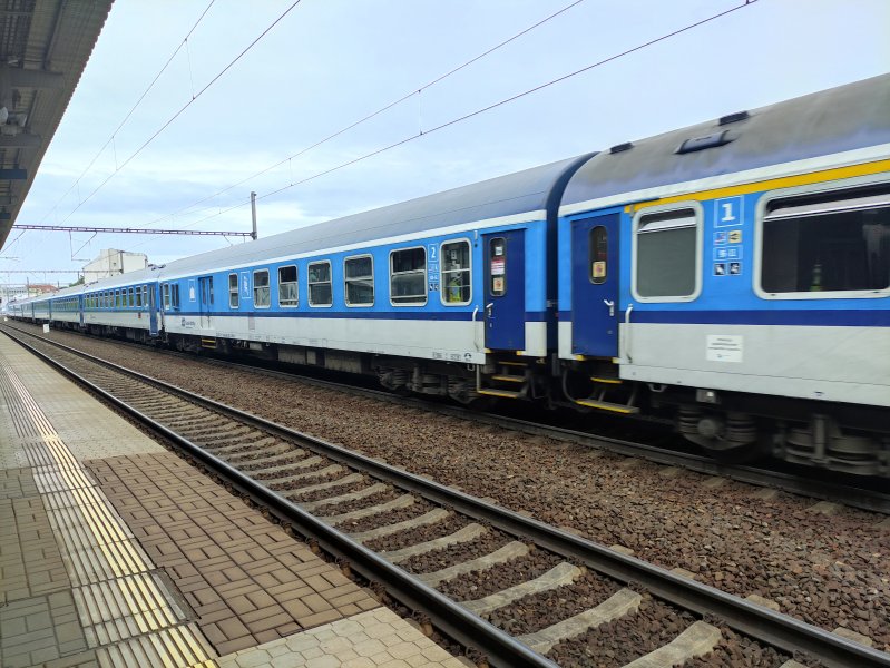 82-40 431-3