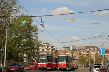 1205 & 1206 a 1207 & 1208