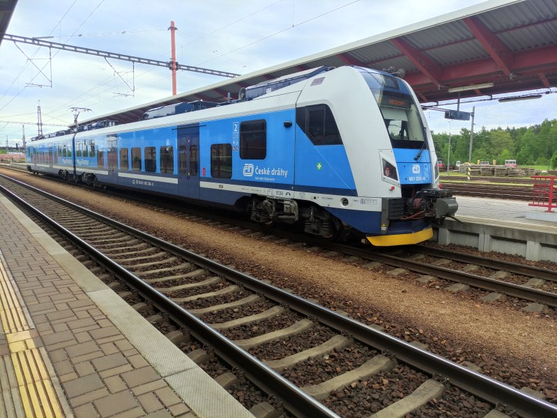 651 224-8