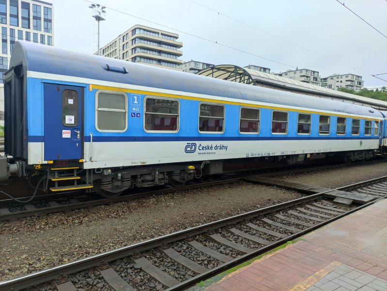 19-41 068-0