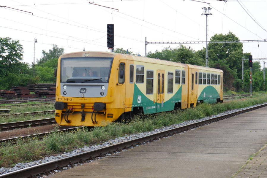 814 148-3