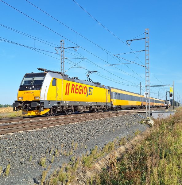 386 203-4