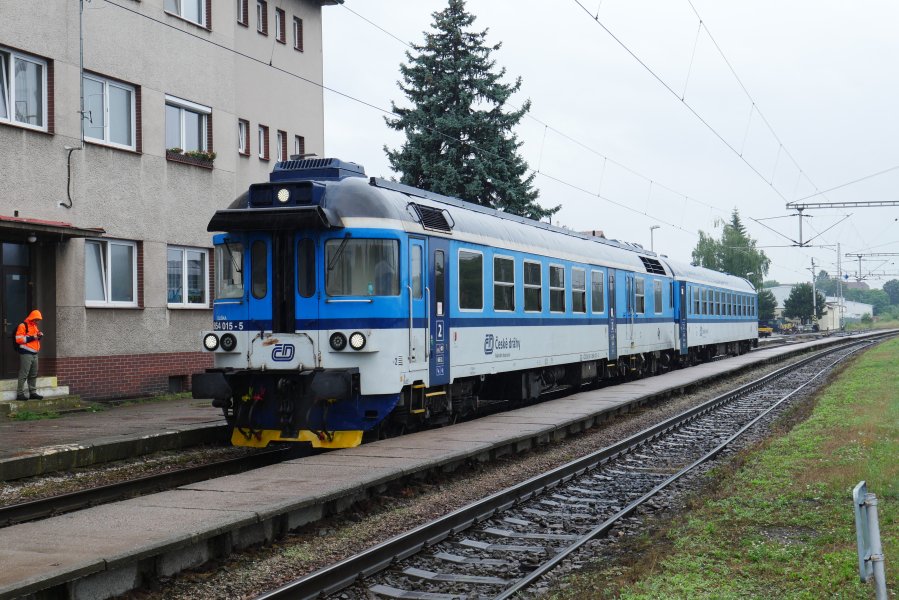 854 015-5