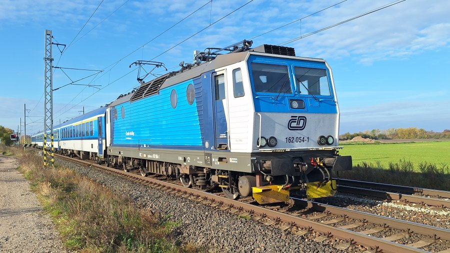 162 054-1