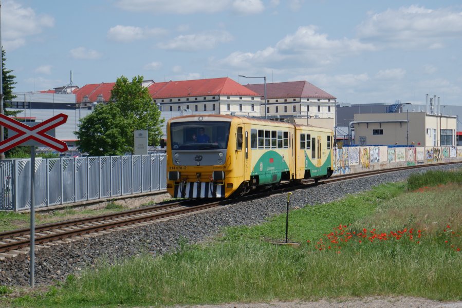 814 078-2