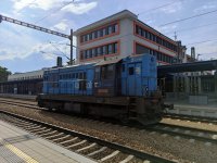 742 289-2