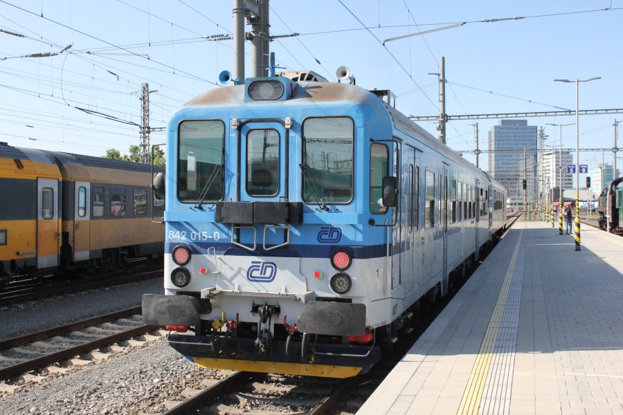 842 015-0